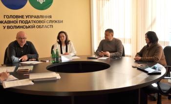 Податкові вимоги, строки звітування та нарахування МПЗ: податківці наголосили фермерам на важливості дотримання законодавчих норм  