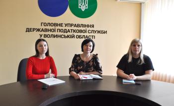 Податкова інформація у кілька кліків: перевагами цифрових рішень для онлайн - комунікації з ДПС може скористатися кожен