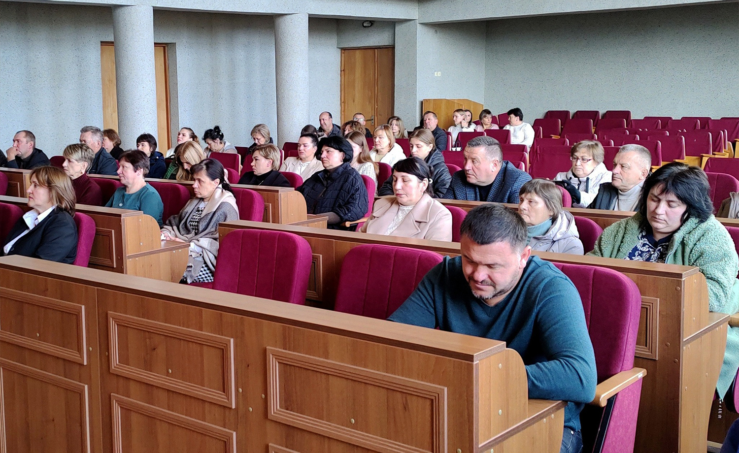 Нарахування податків, перевірки та штрафи: податківці відповіли на актуальні питання бізнесу та представників громад Камінь-Каширського району. Фото № 2/1