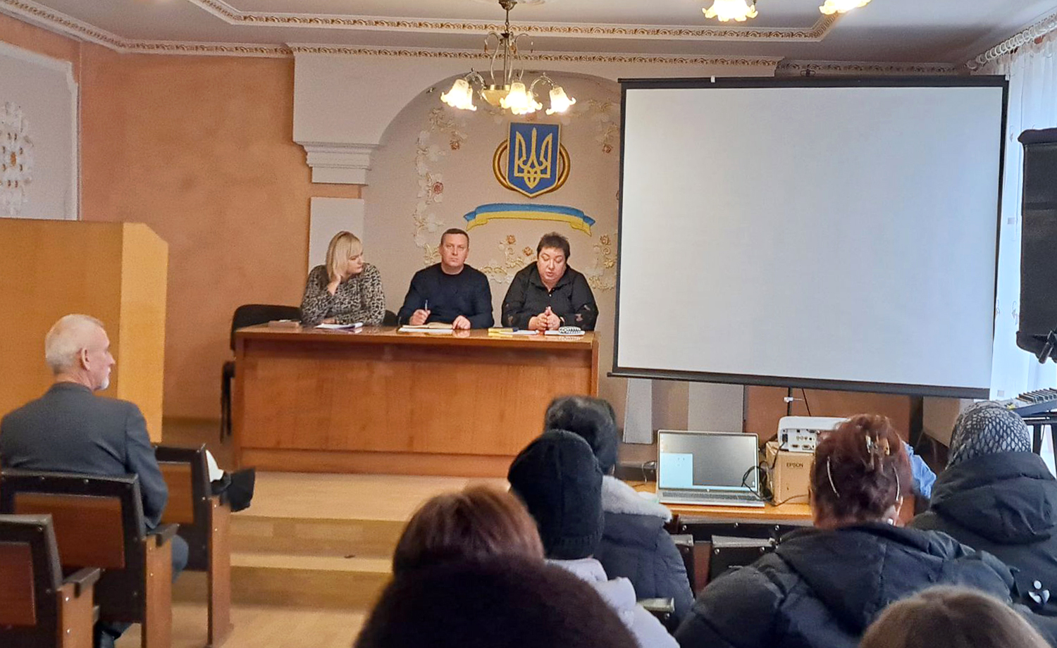 Електронні сервіси для сплати податків: податківці інформували представників Колківської громади про можливості для результативної роботи із погашення боргів. Фото № 4/3