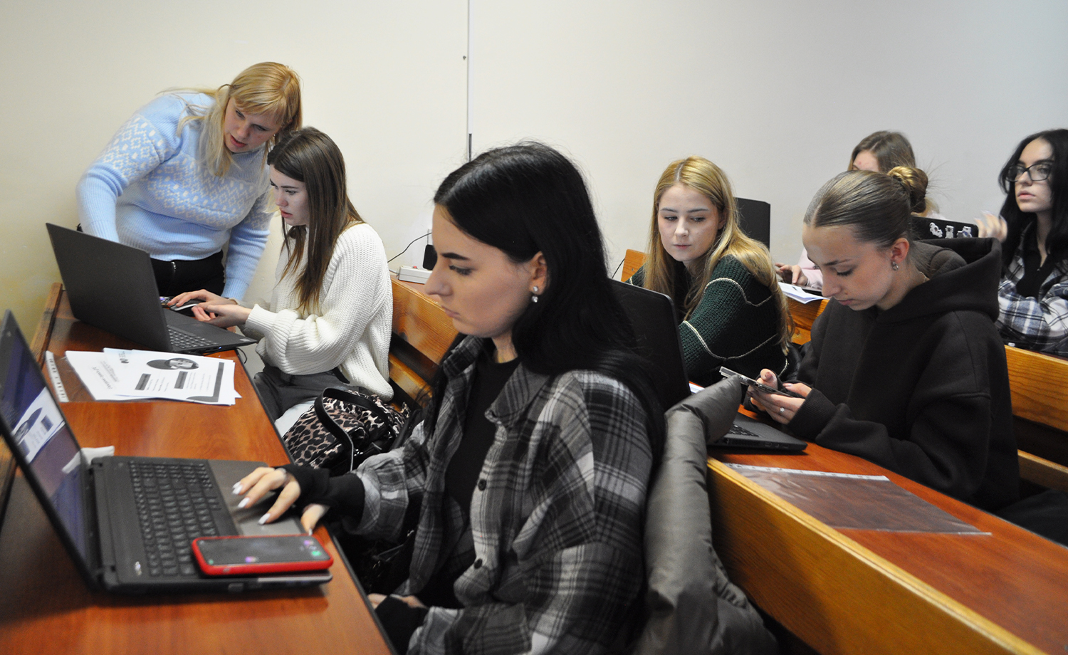 Податкова комунікація онлайн: студенти ВНУ ім. Лесі Українки знайомилися з функціоналом електронних сервісів ДПС. Фото № 6/5