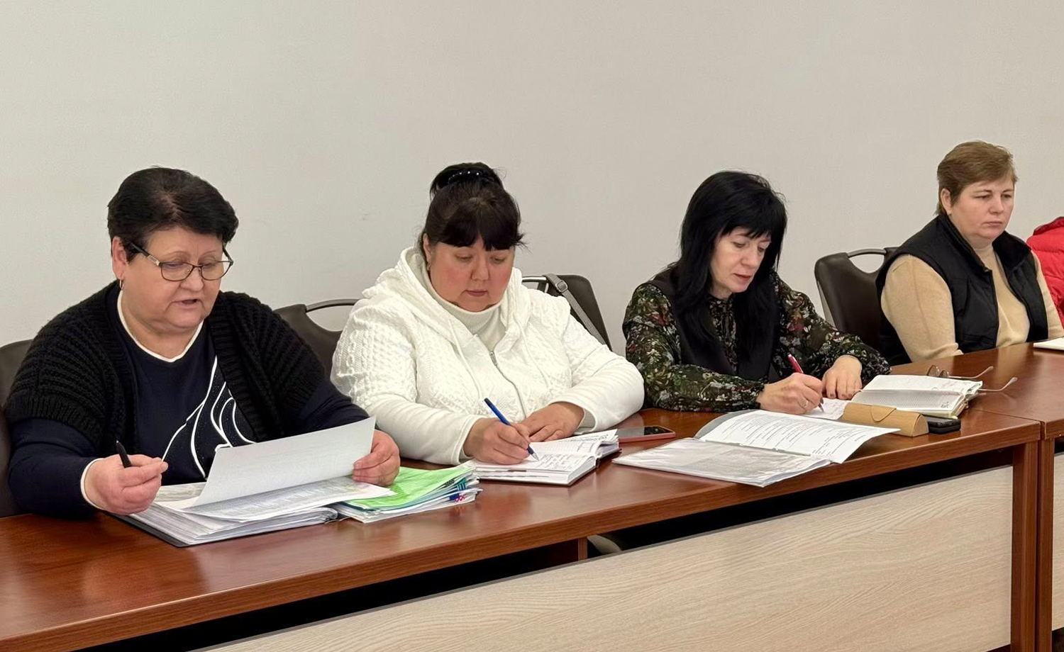 У Нововолинську обговорили шляхи погашення податкової заборгованості. Фото № 5/4