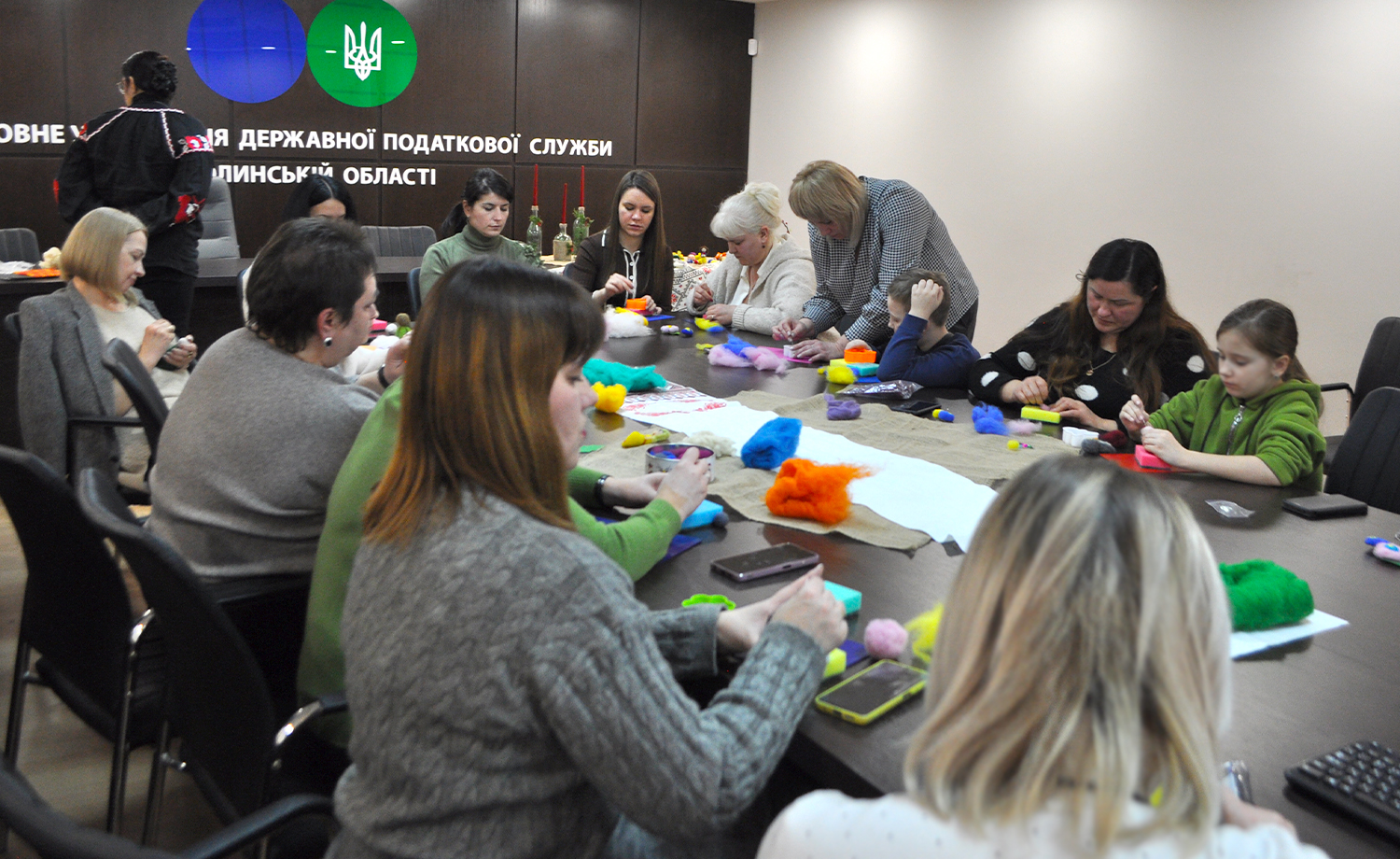 Майстер - клас  у податковій: відроджуємо традиції давньої та корисної техніки валяння. Фото № 7/6