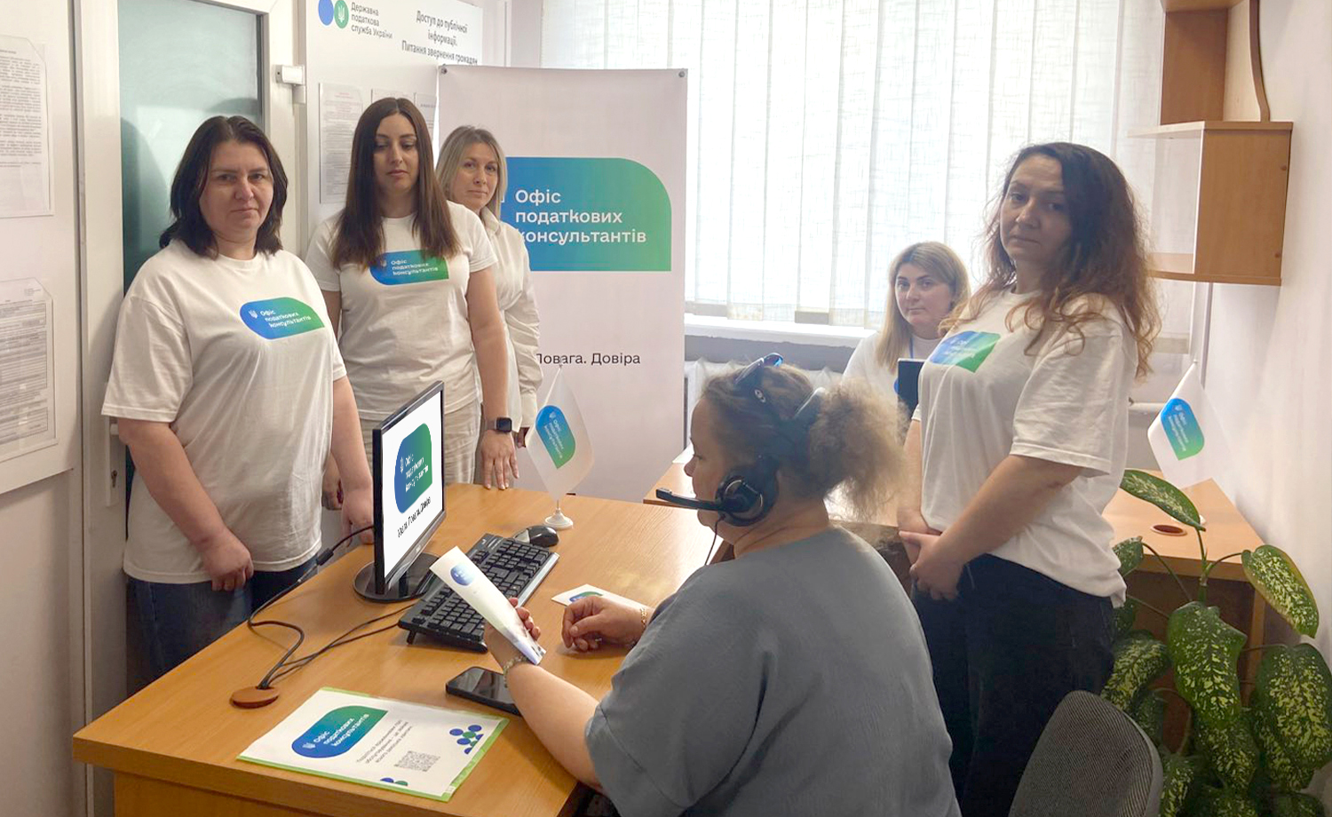 Офіс податкових консультантів: ще два онлайн-пункти розпочали роботу у містах Горохові та Ківерці. Фото № 8/7