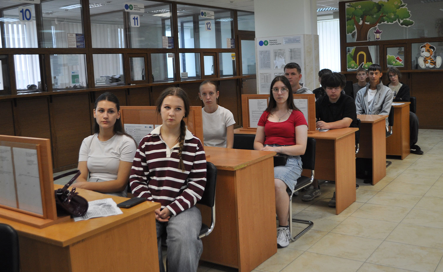 Офіс податкових консультантів: зрозуміла та доступна комунікація з фахівцями зі складних податкових питань. Фото № 4/3