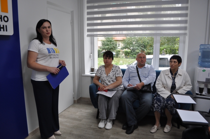 Офіс податкових консультантів: грантоотримувачі можуть розраховувати на практичну допомогу та рекомендації для втілення бізнес-ініціатив . Фото № 5/4