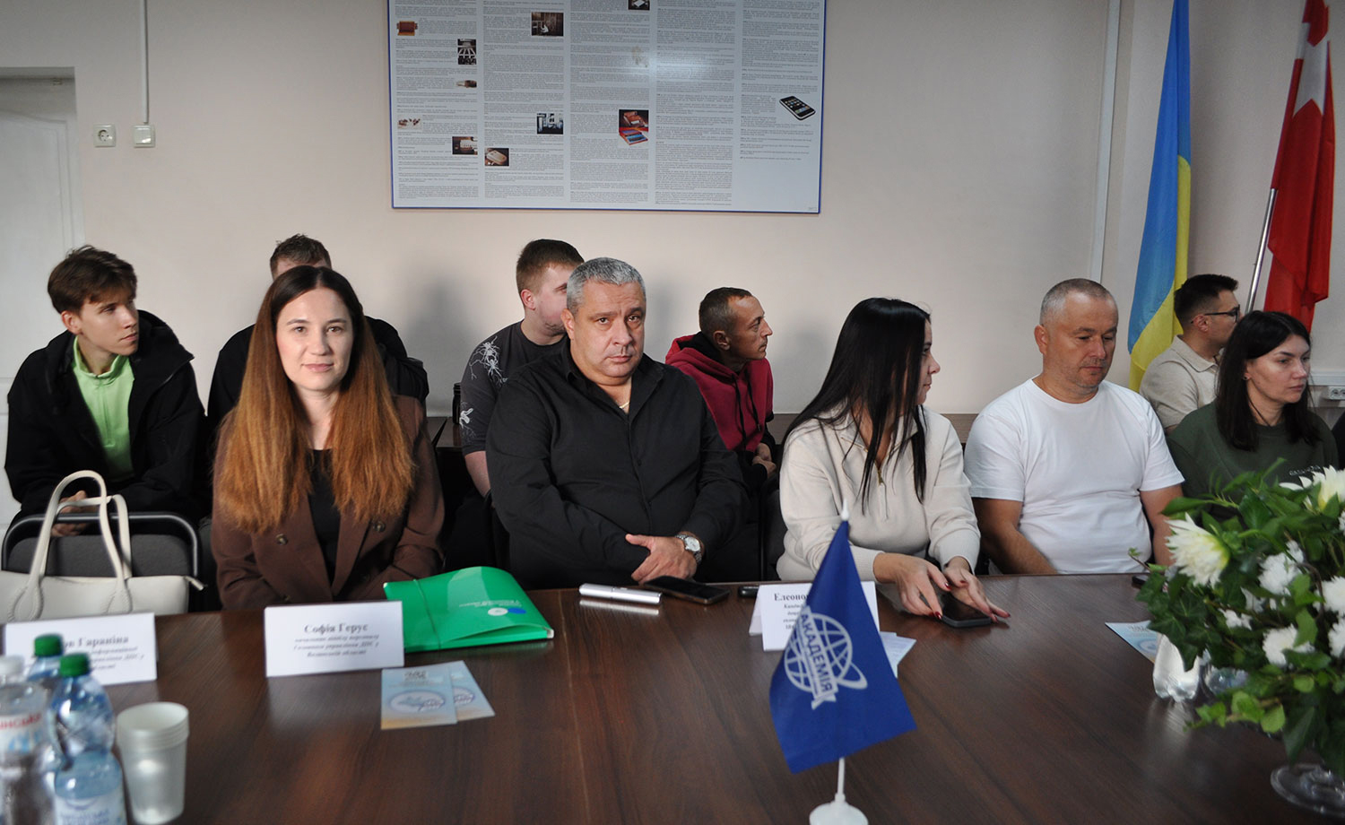 Податкова служба зацікавлена у молодих спеціалістах, яким надається всебічна підтримка. Фото № 2/1